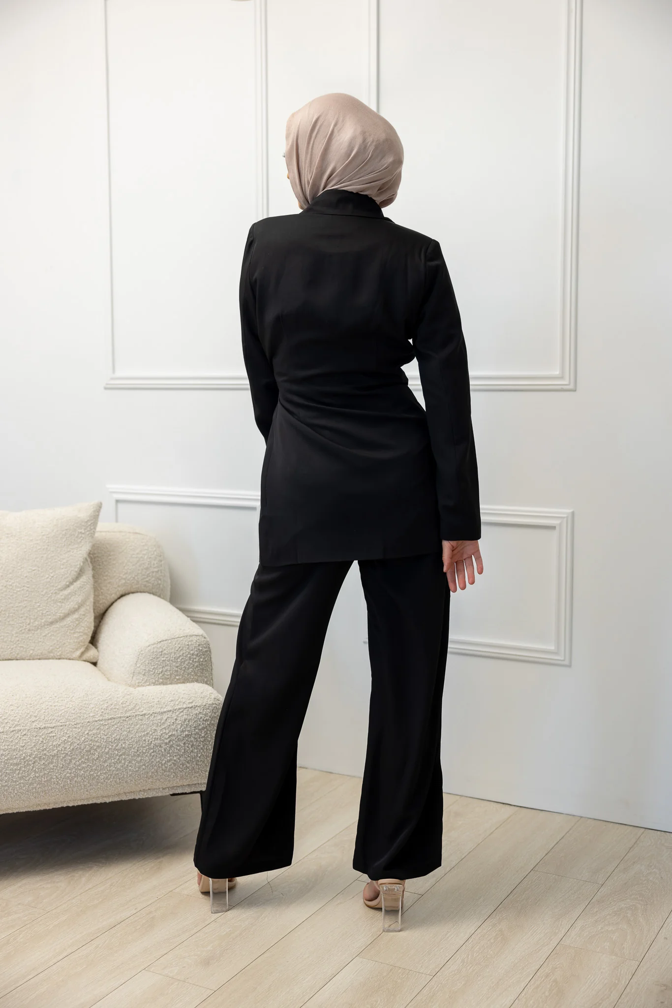 The Crescent Amaris Tailored Pants - Image 12