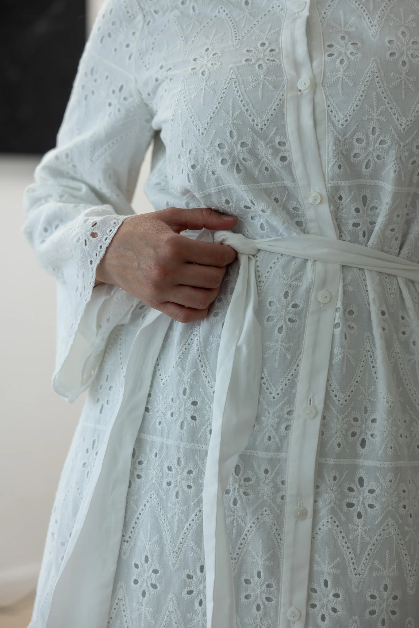 The Crescent Carlene Lace Shirt Dress - Image 3