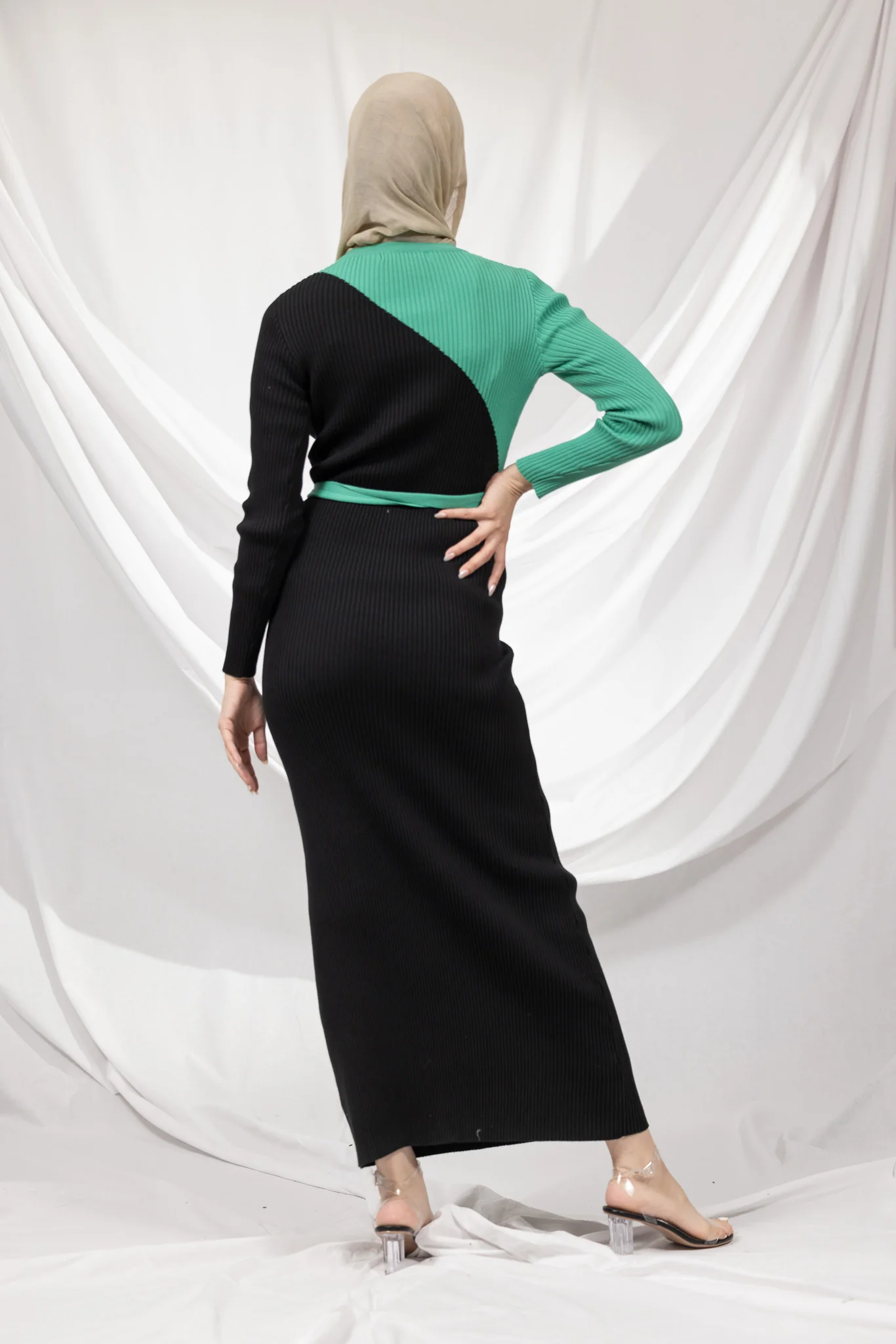 The Crescent Jolene 2 Tone Knit Dress - Image 4