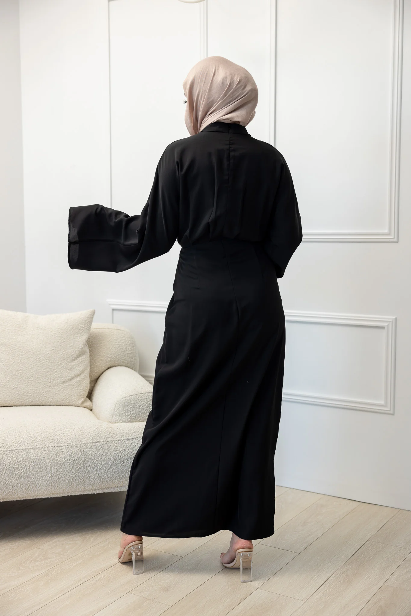 The Crescent Kiyomi Abaya - Image 7