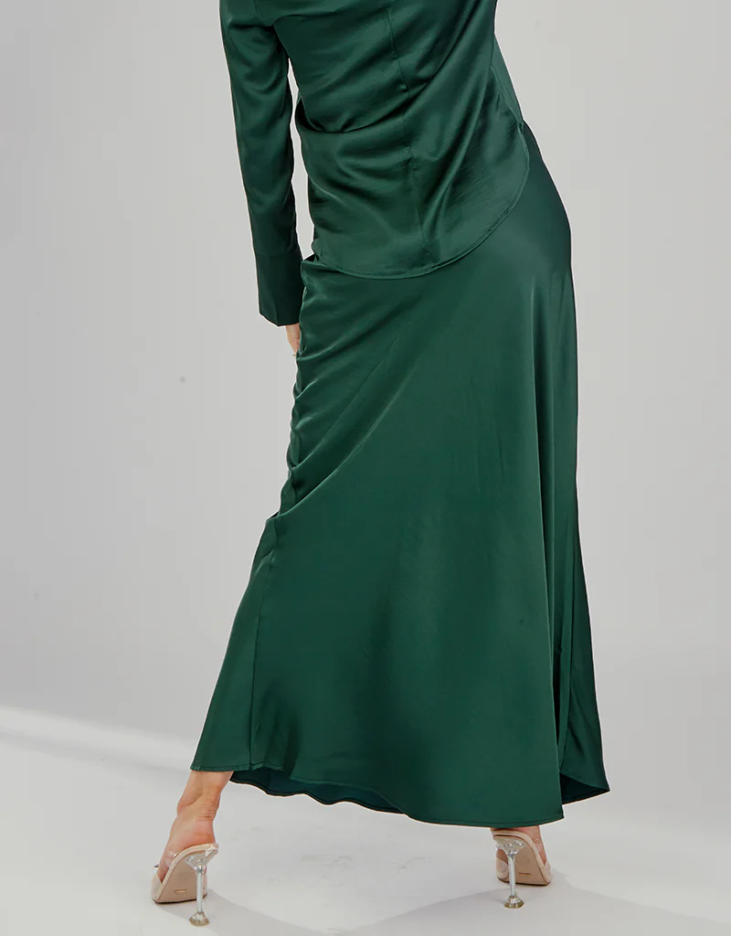 The Crescent Modish Satin Skirt - Dark Shades - Image 13