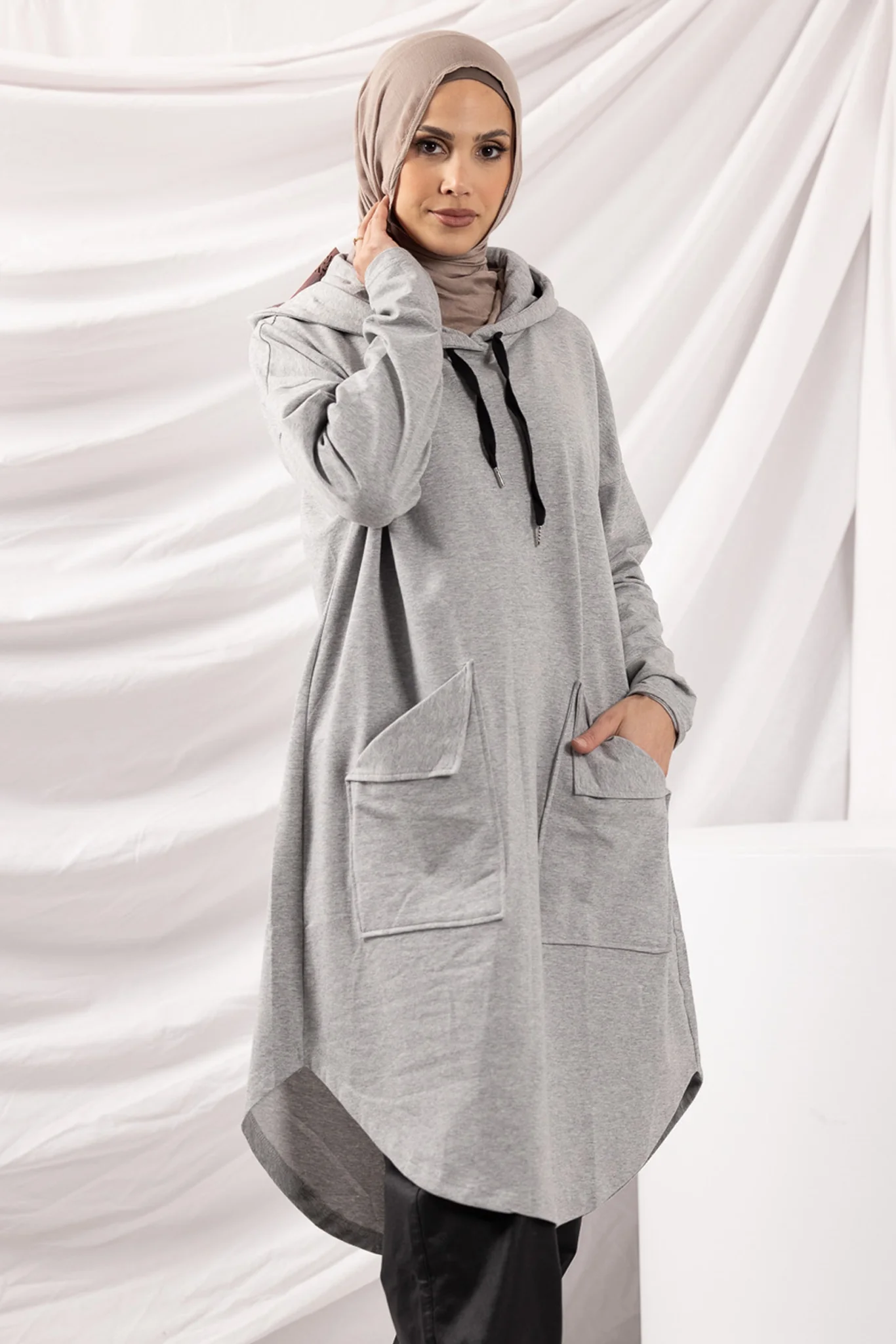 The Crescent Omri Pocket Hoody