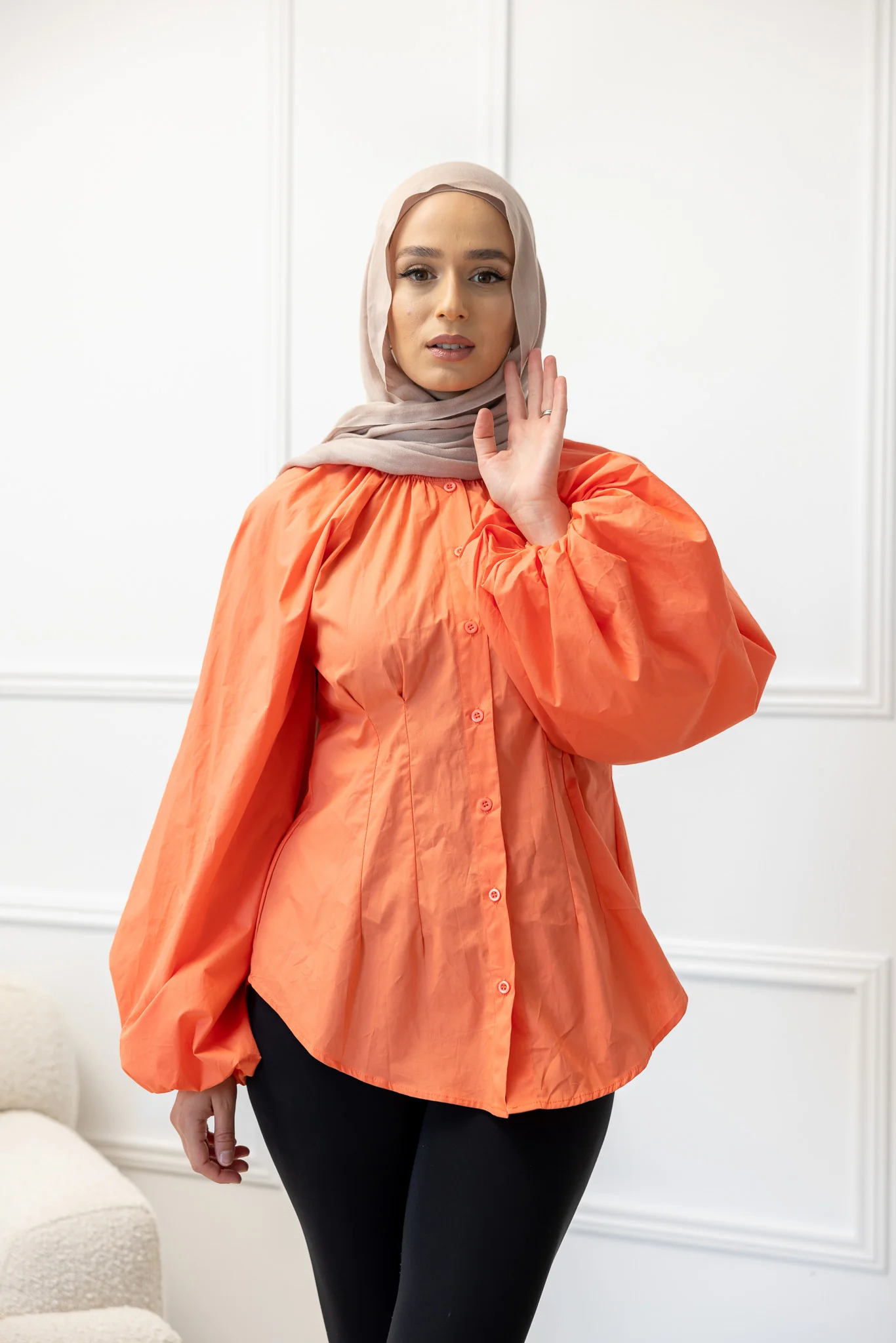 The Crescent Puff Sleeve Shirt - Image 4