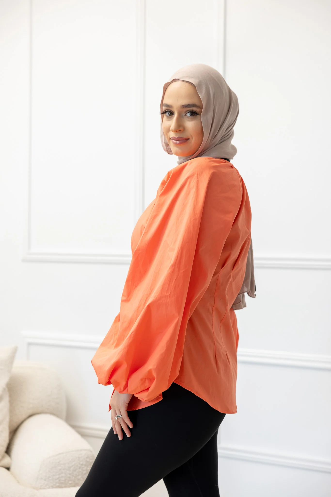 The Crescent Puff Sleeve Shirt - Image 5