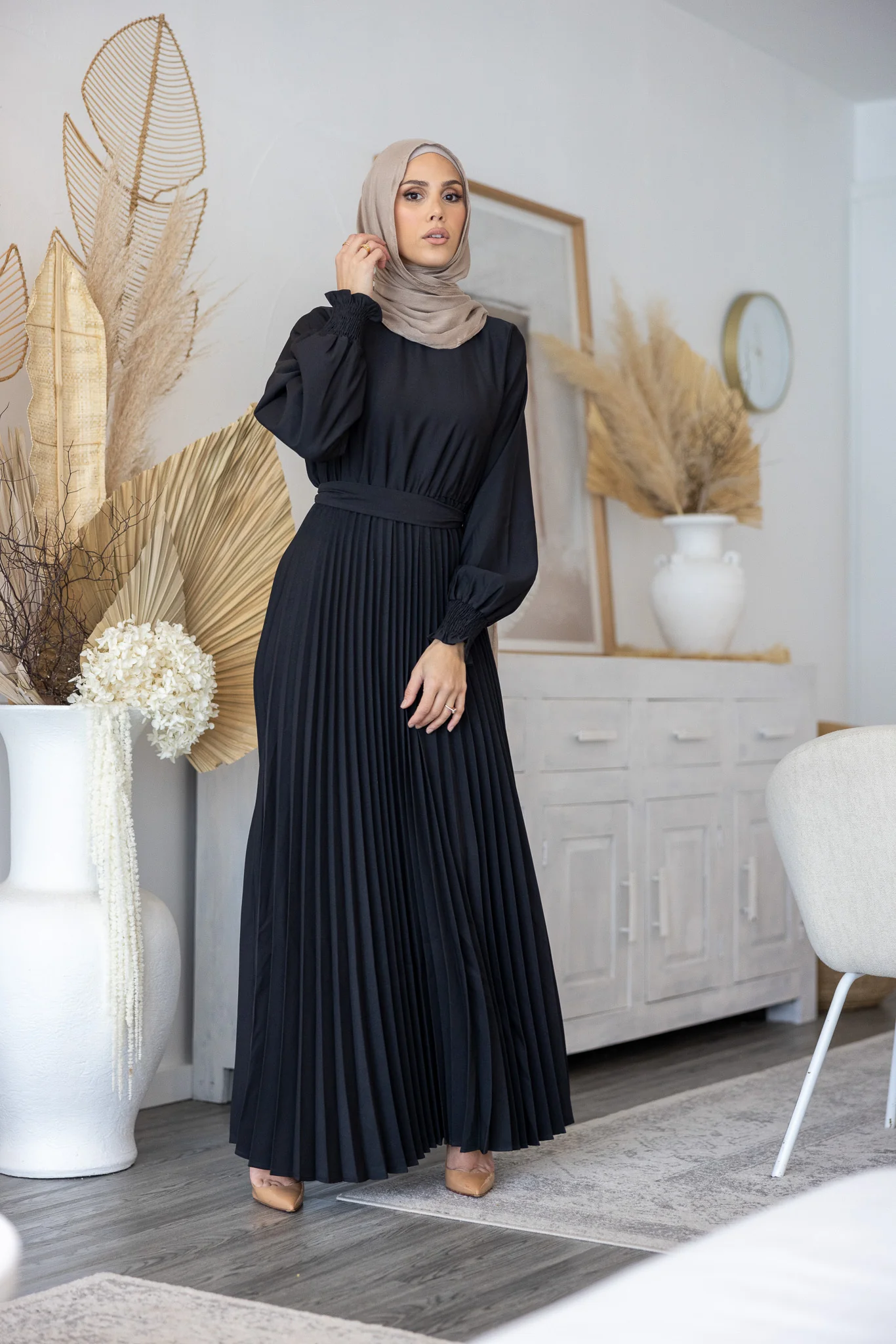 The Crescent Simona Detailed Pleat Dress - Image 7