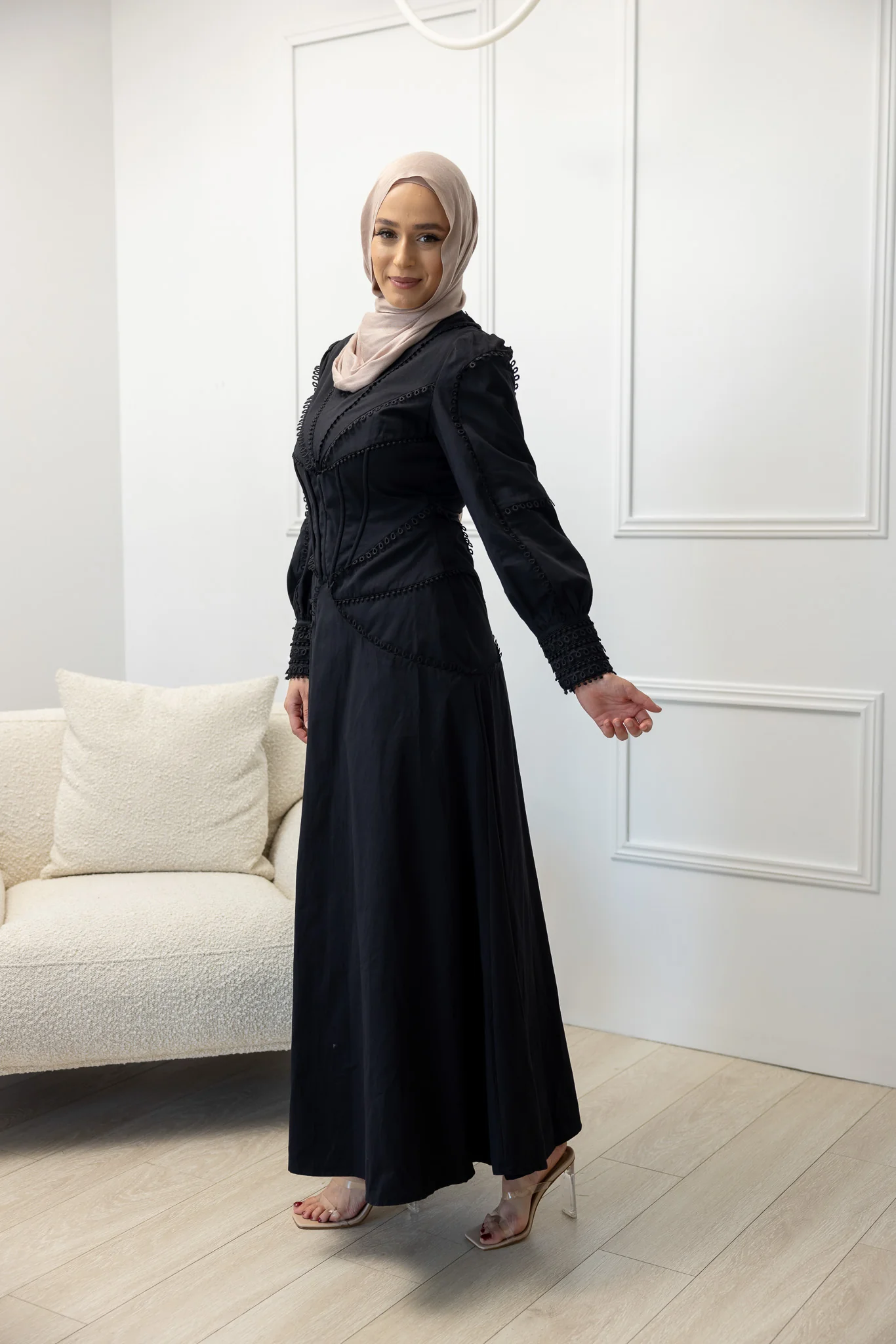 The Crescent Zelia Lace Detailed Dress - Image 5