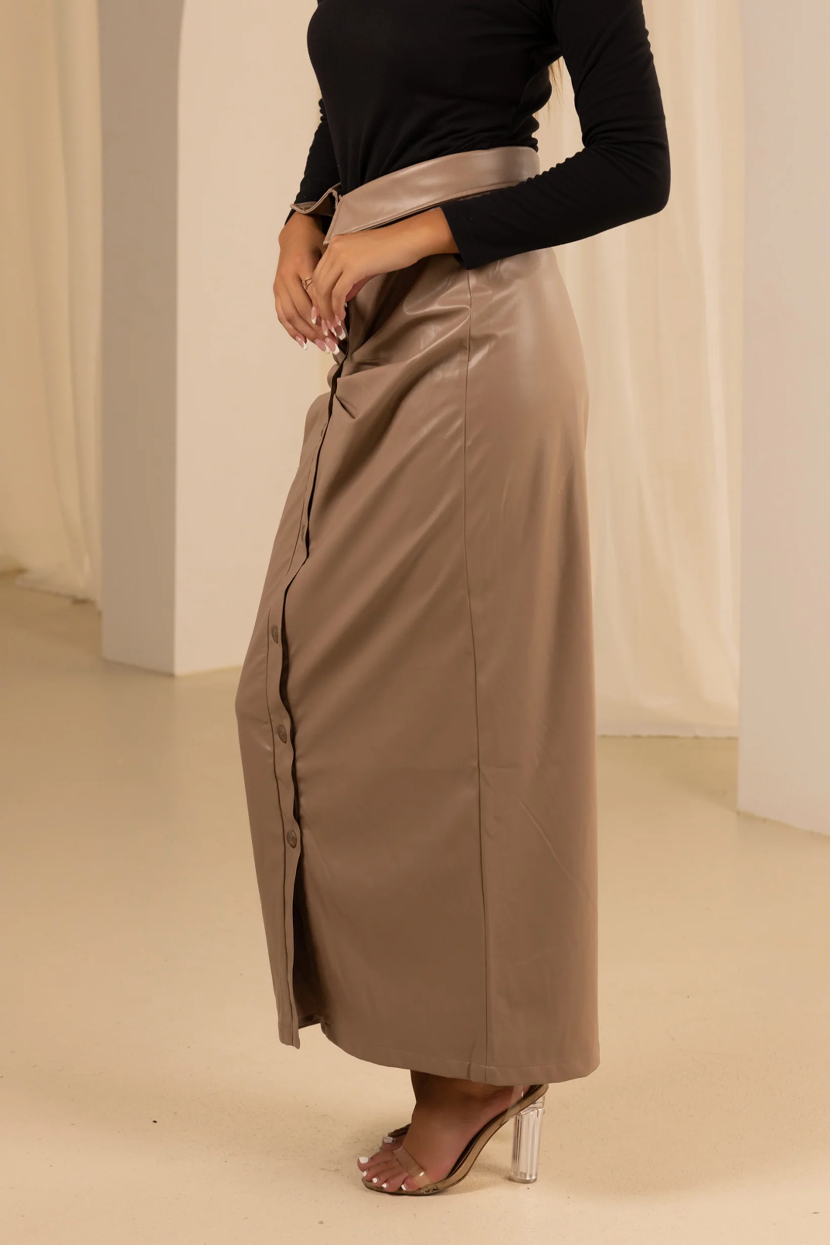 The Grand Esther Leather Skirt - Image 4