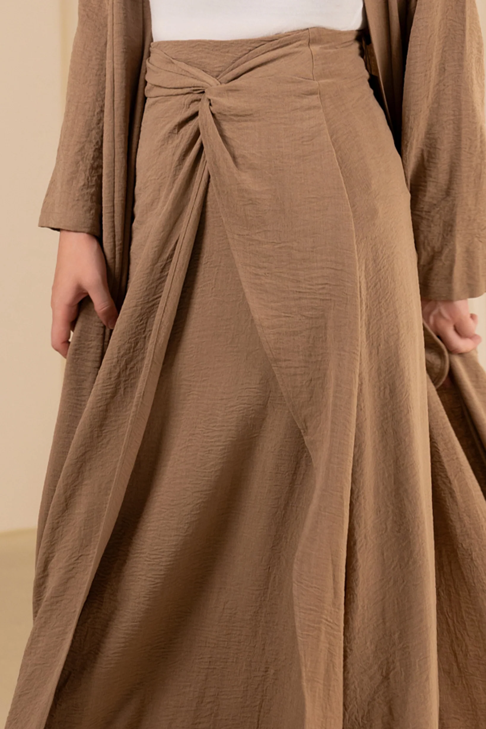 The Grand  Lopez Detailed Skirt - Image 4