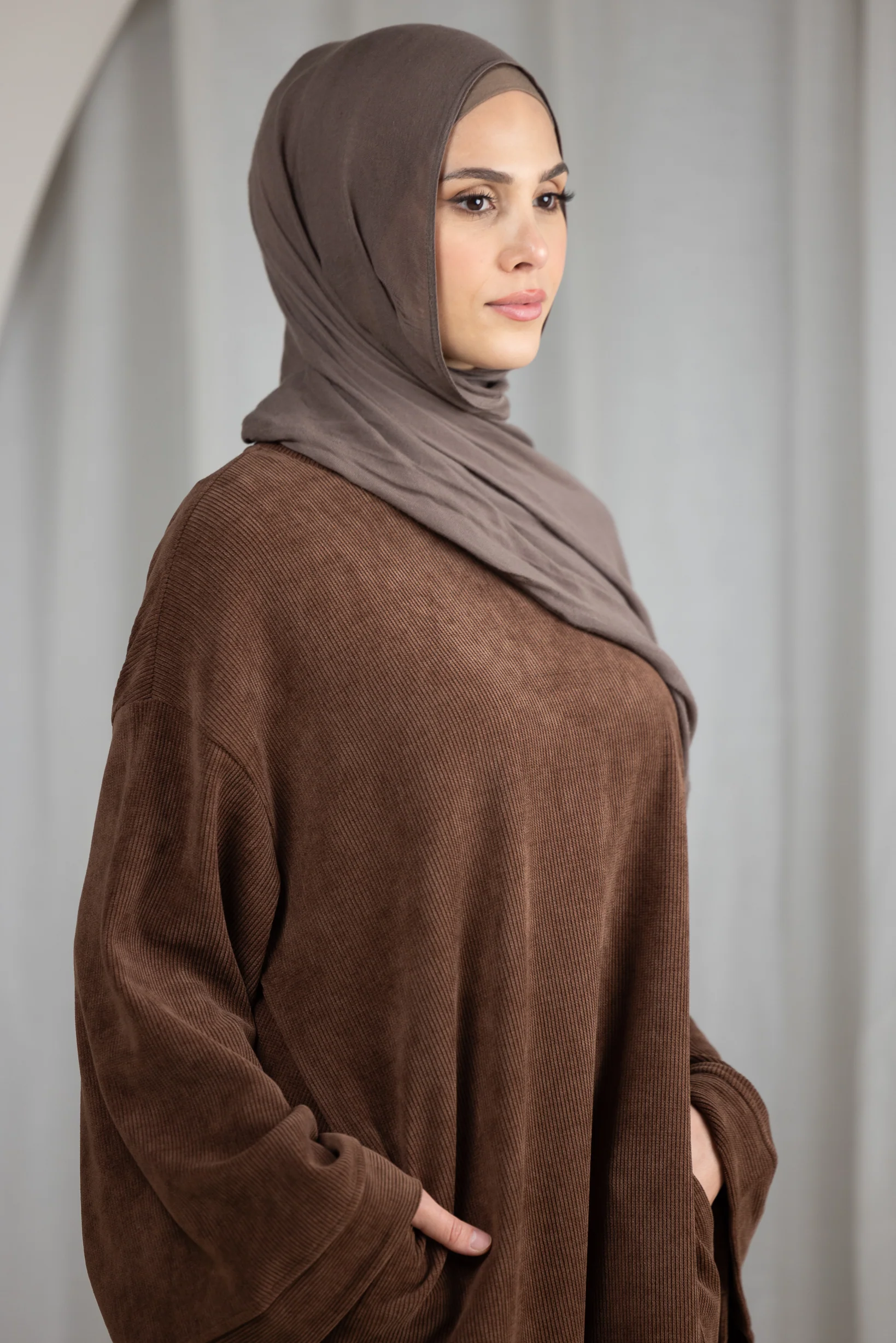 The Grand Raneem Abaya - Image 10