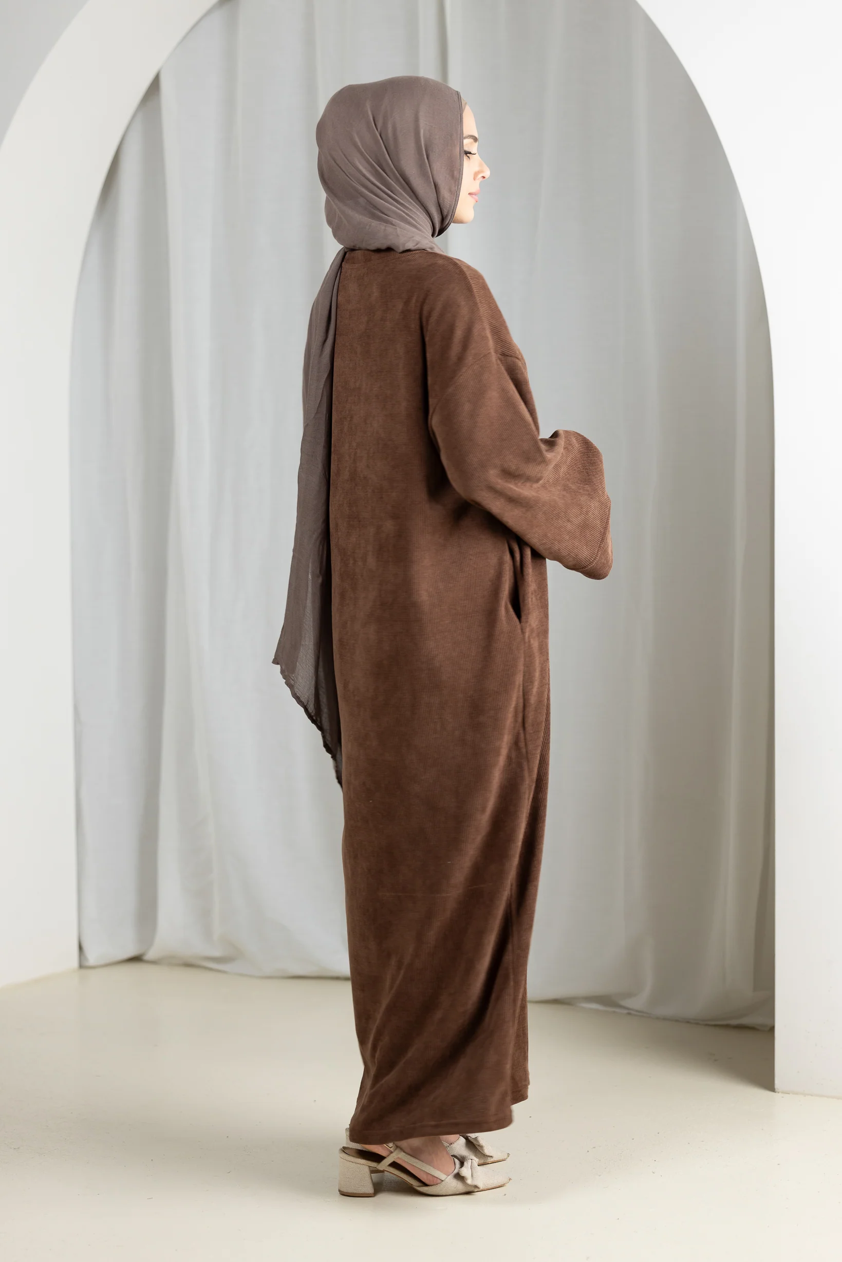 The Grand Raneem Abaya - Image 11
