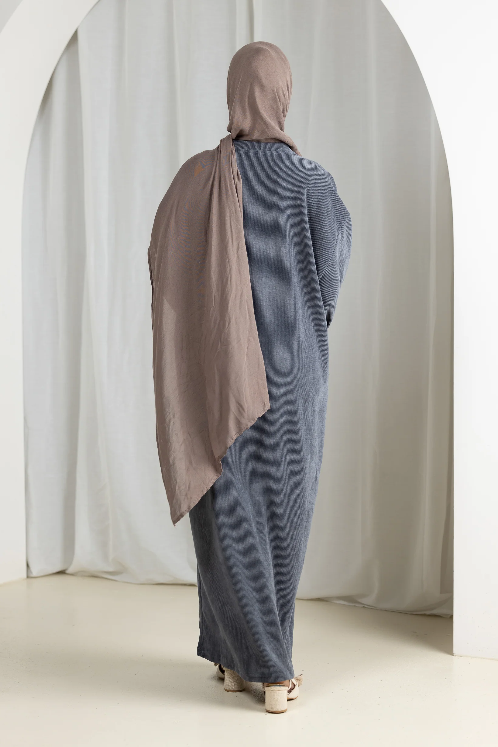 The Grand Raneem Abaya - Image 14
