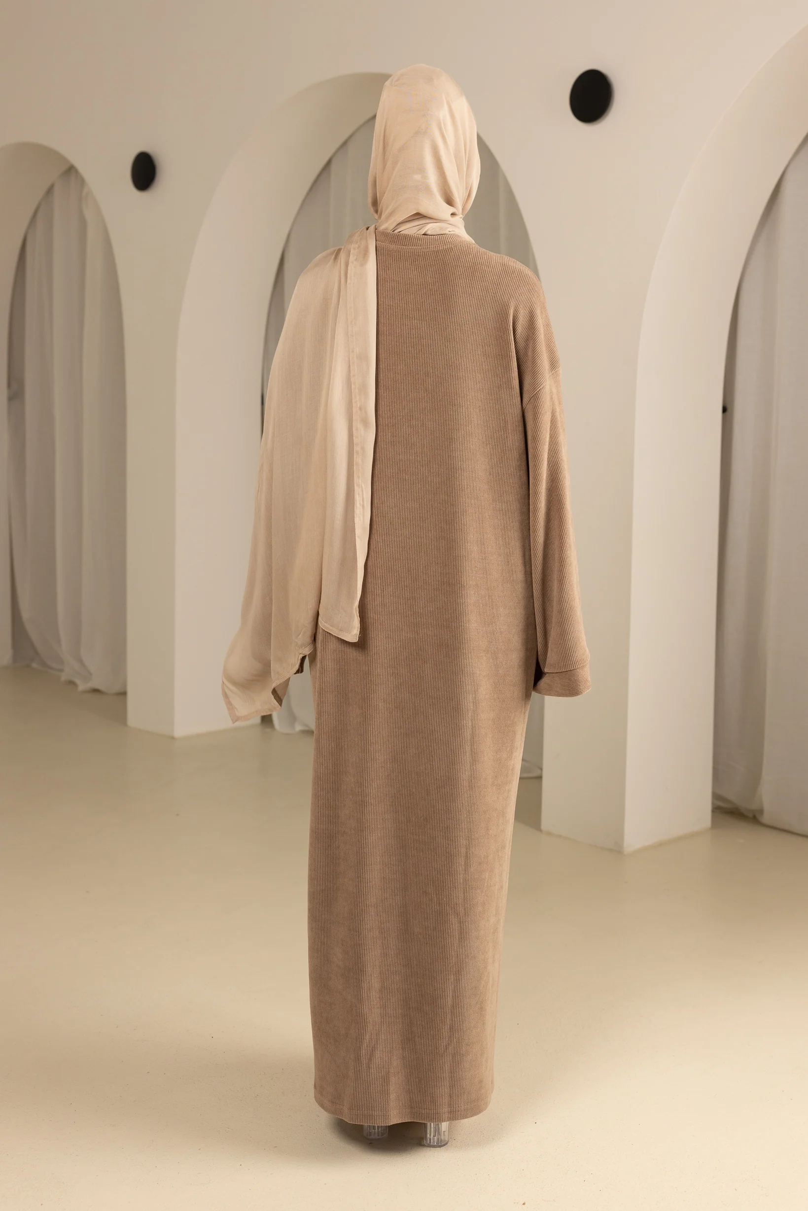 The Grand Raneem Abaya - Image 29