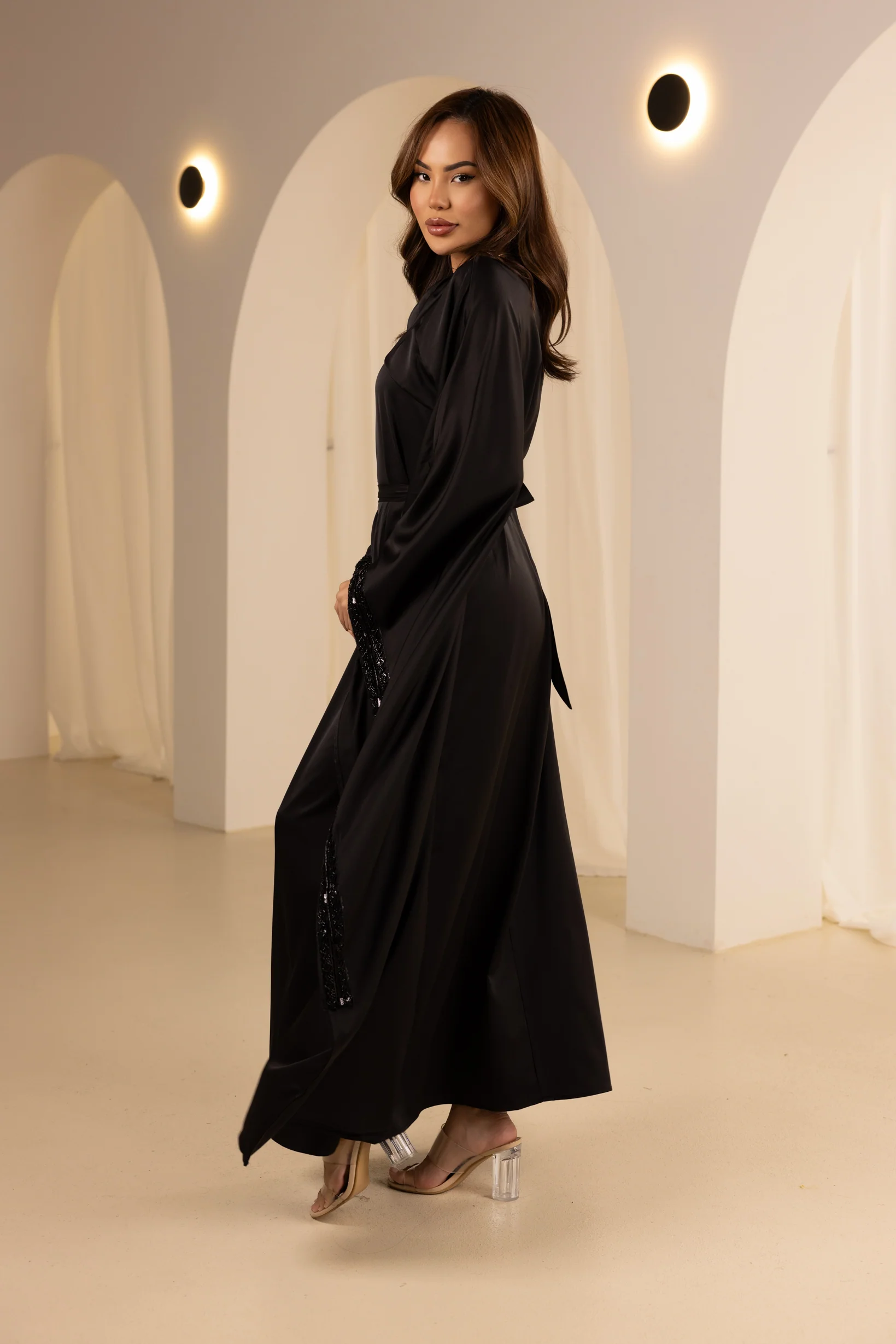 The Grand Sabina Detailed Kaftan - Image 13