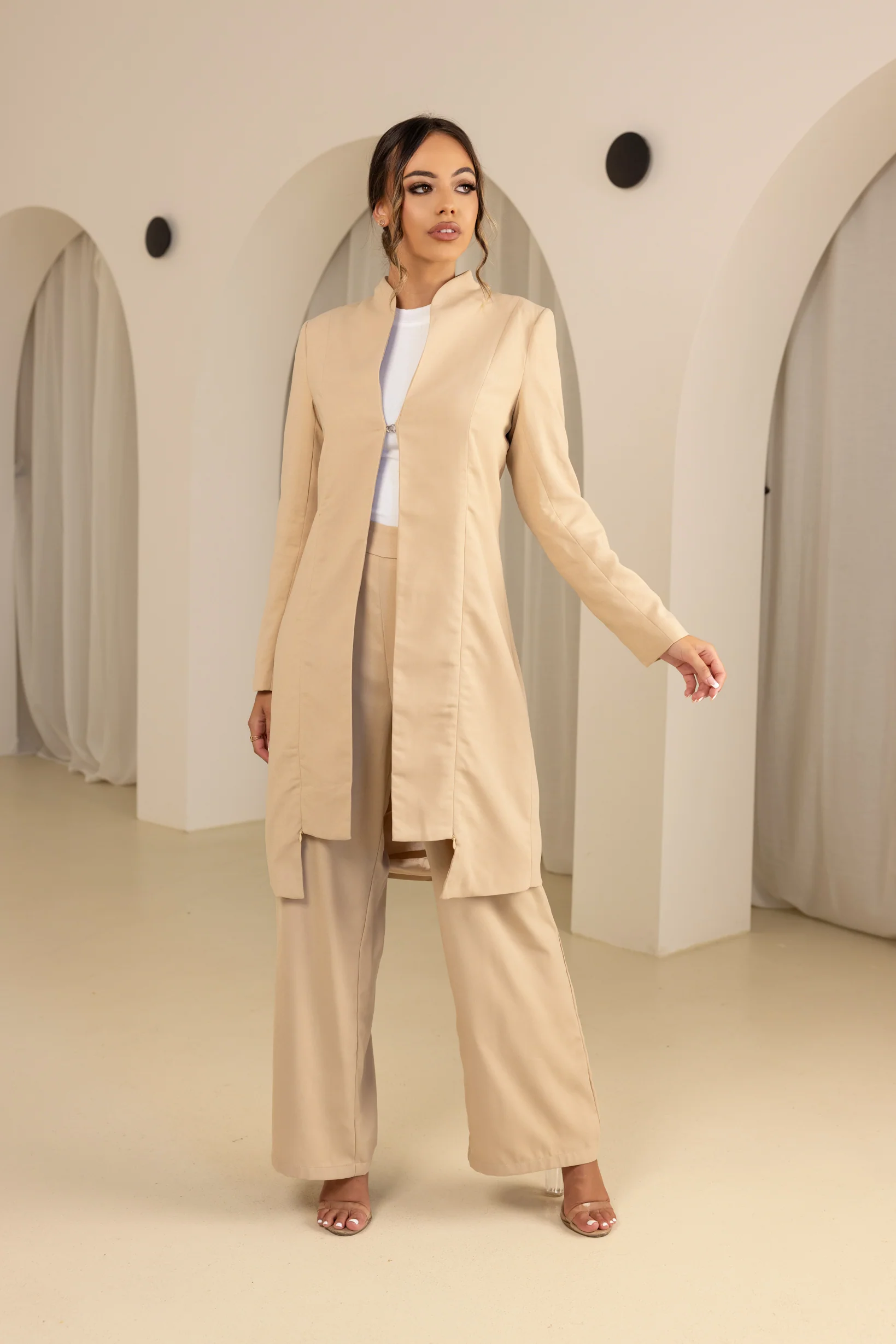 The Grand Tie Up Suit - Image 4