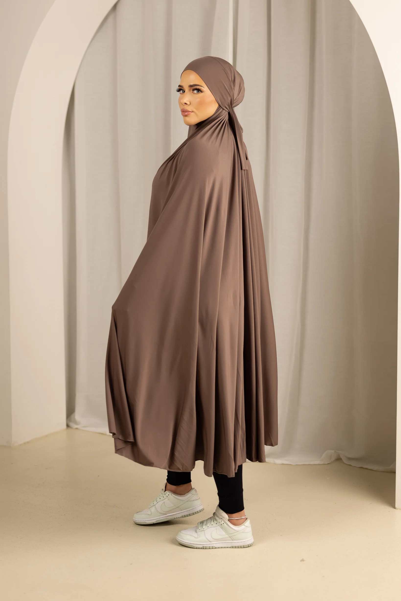 Tie Back Jilbab No Sleeves - Shades of Nude - Image 5