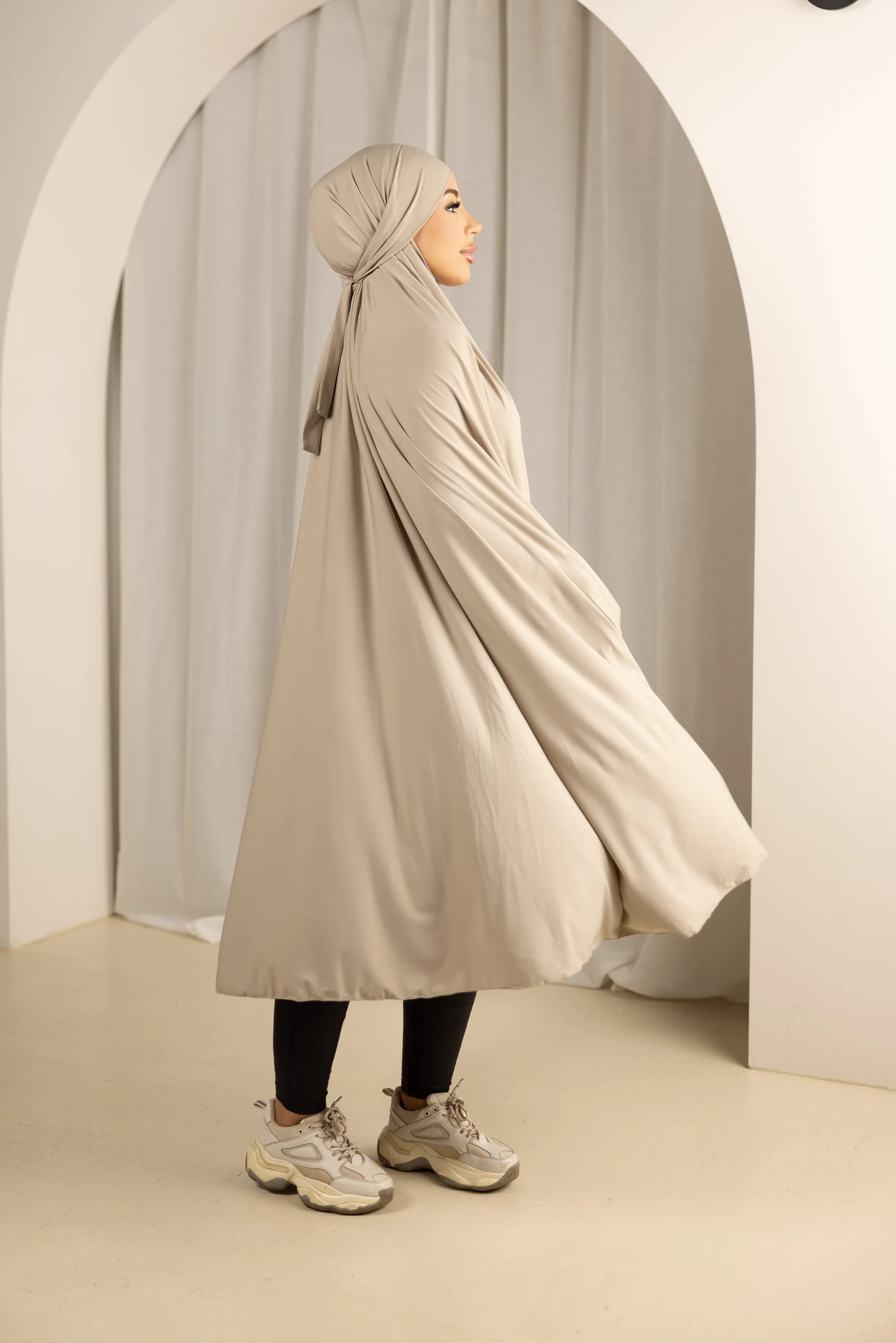 Tie Back Jilbab No Sleeves - Shades of Nude - Image 8