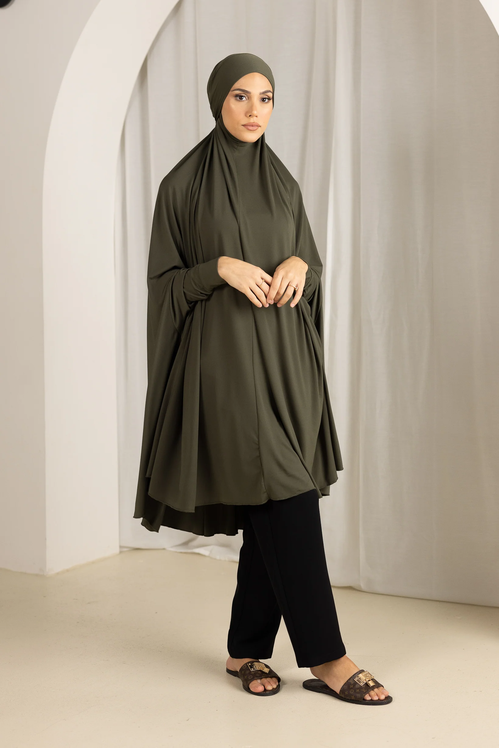 Tie Back Jilbab Sleeves - Shades of Green