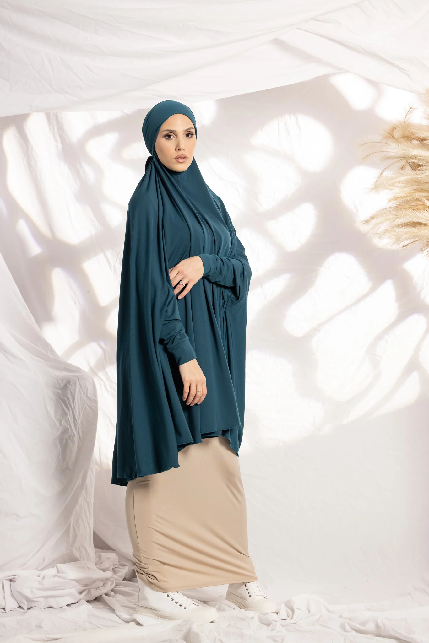 Tie Back Jilbab Sleeves - Shades of Green - Image 9