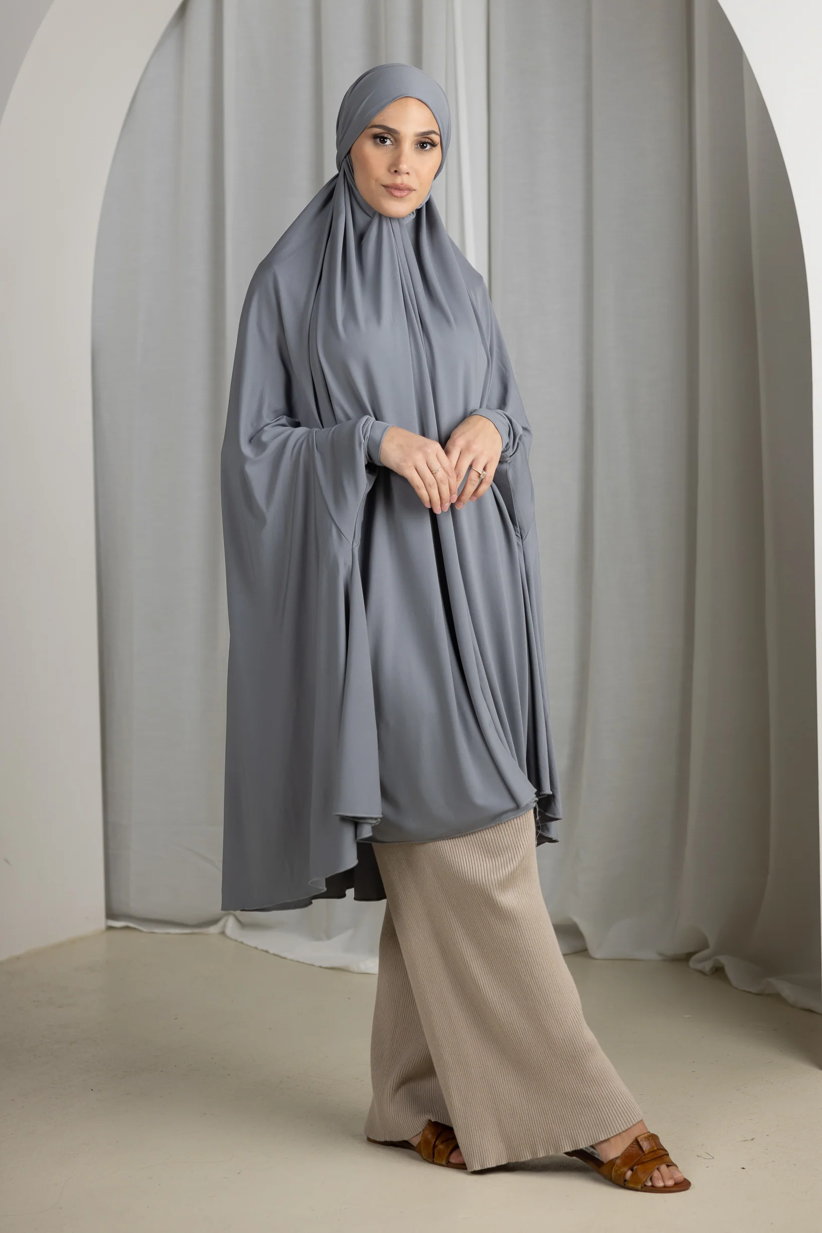 Tie Back Jilbab Sleeves - Shades of Grey
