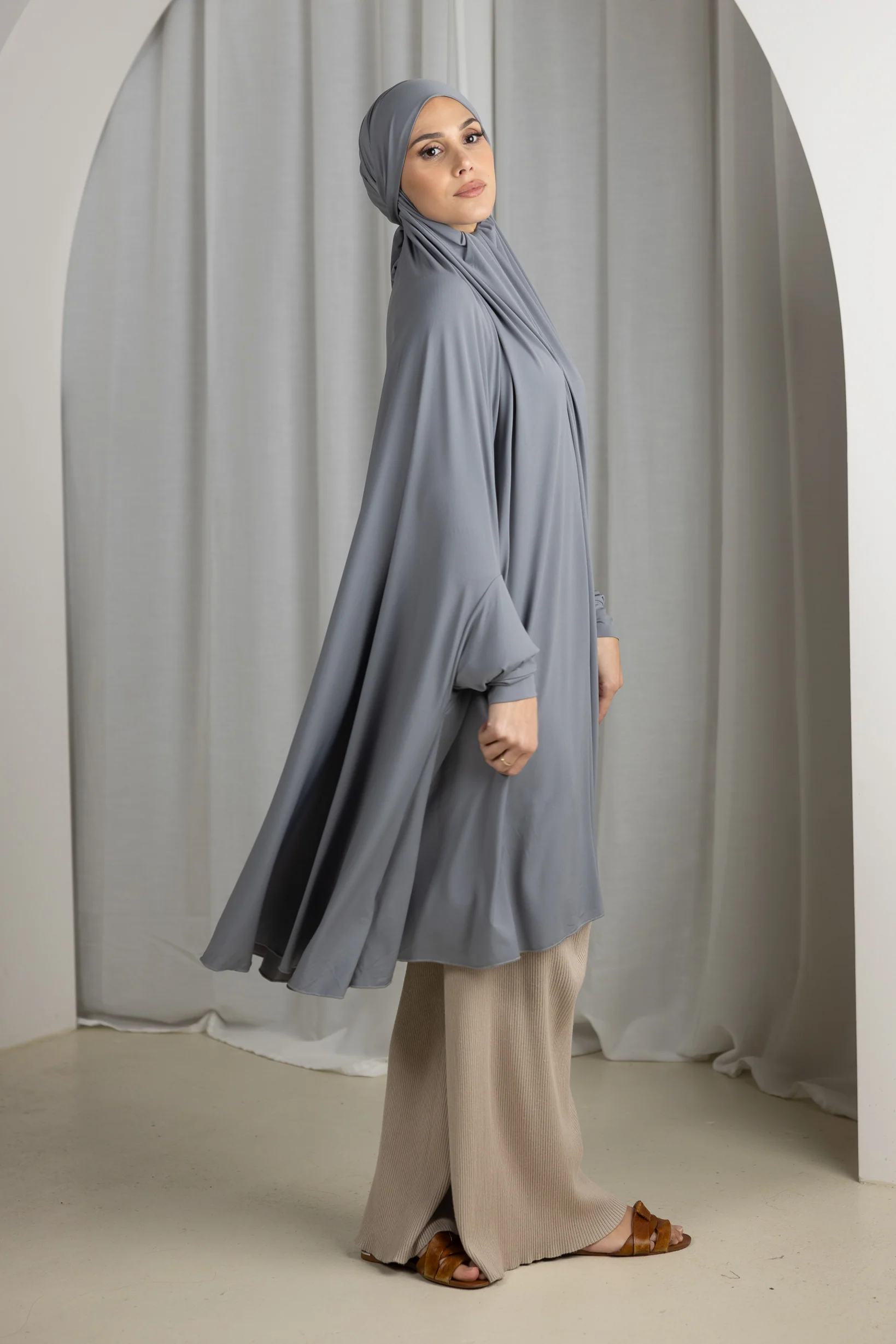 Tie Back Jilbab Sleeves - Shades of Grey - Image 3