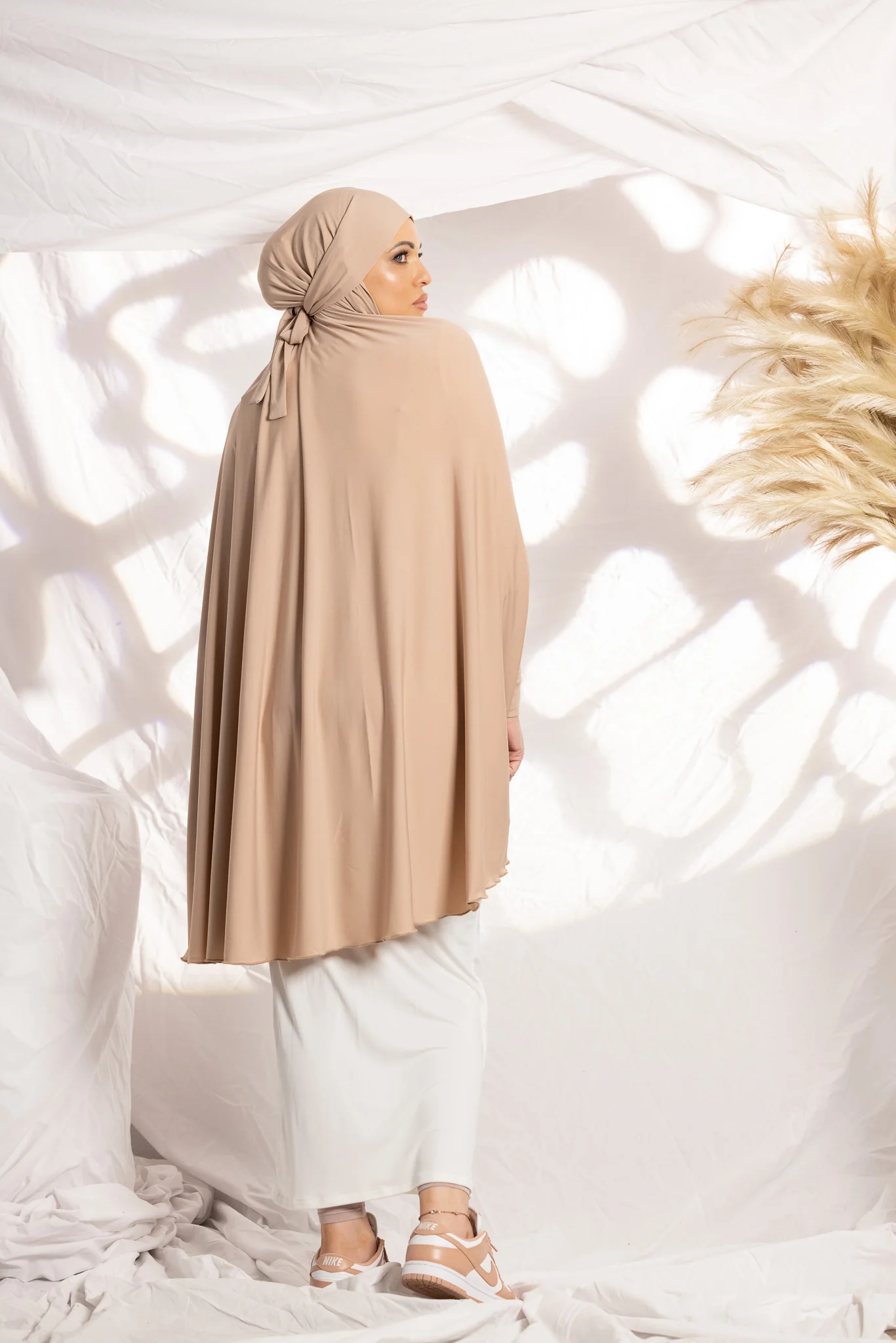 Tie Back Jilbab Sleeves - Shades of Nude - Image 23