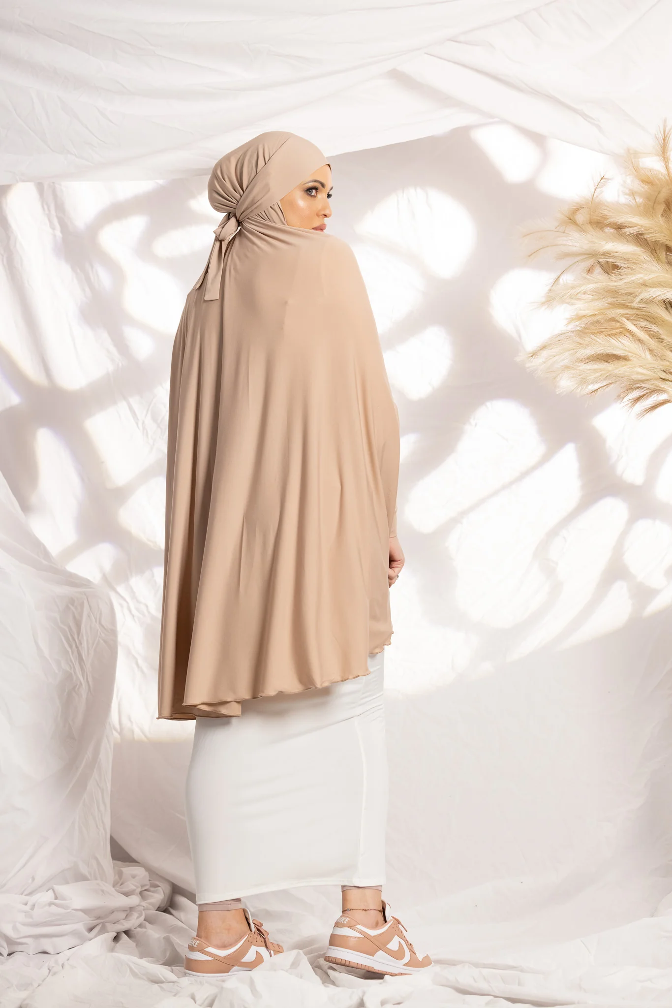 Tie Back Jilbab Sleeves - Shades of Nude - Image 24