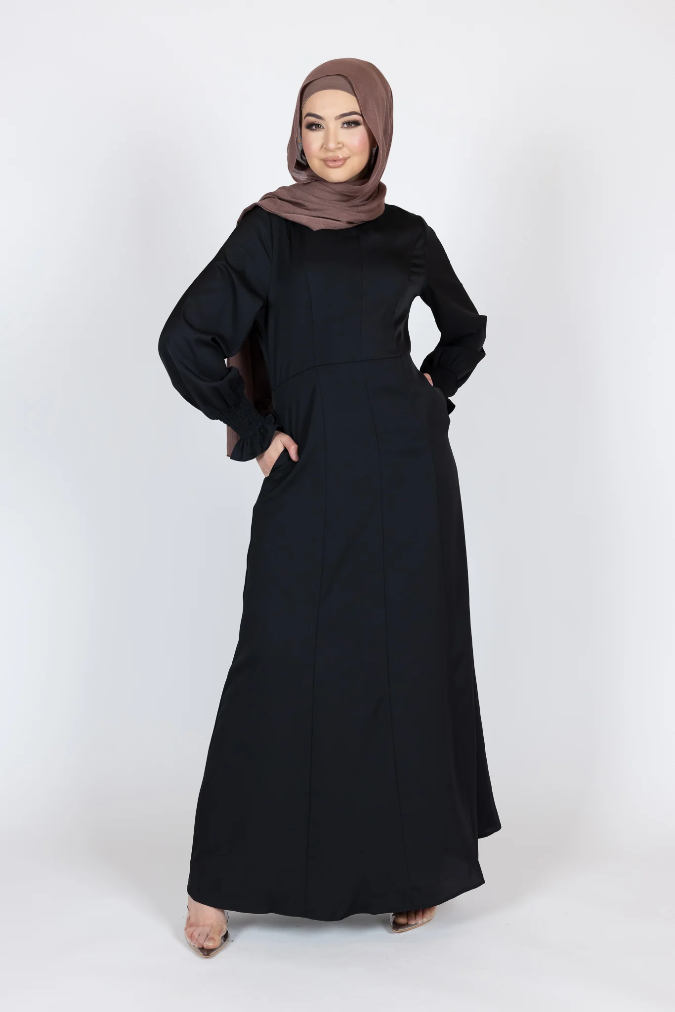 Vinisha Abaya - Image 8