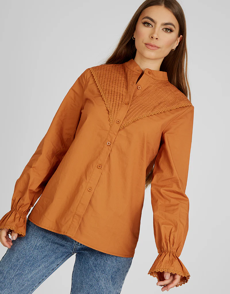 Vintage Lace Trim Shirt - Image 17