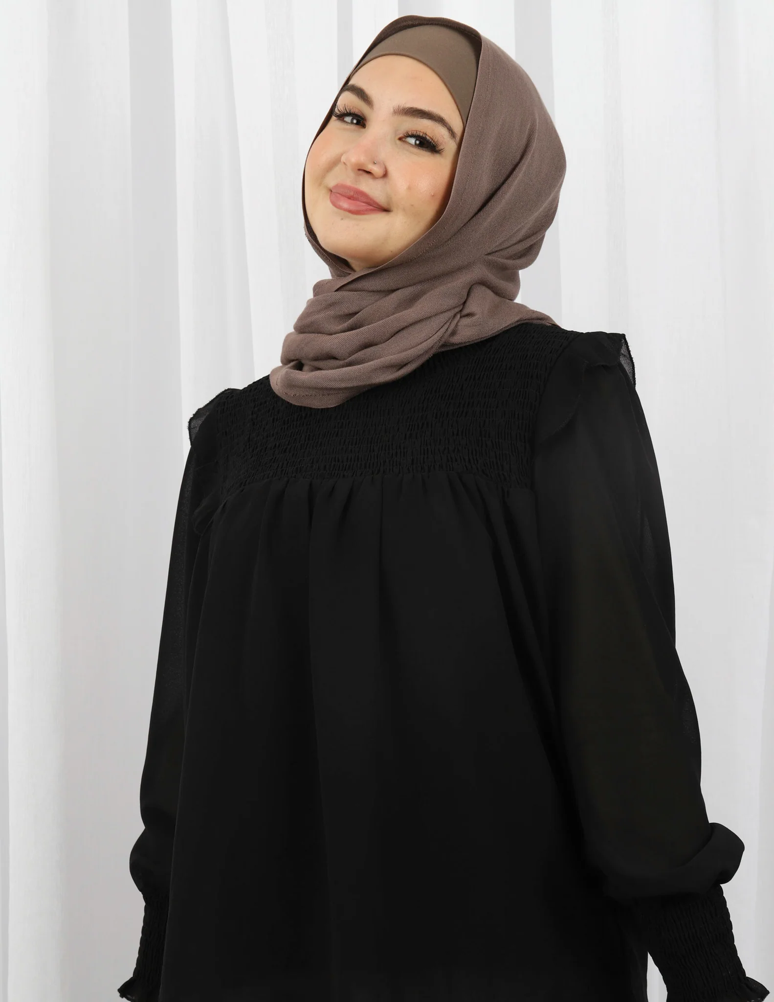 Zeira Detail Sleeve Loop Shirt - Image 2